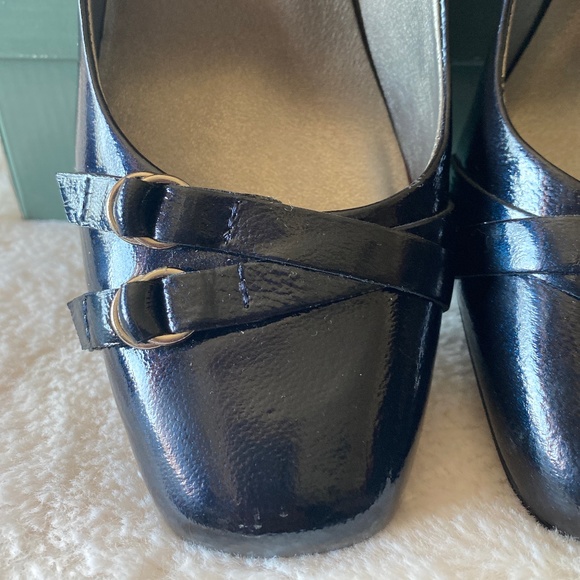 ME TOO shoes - Picture 8 of 9